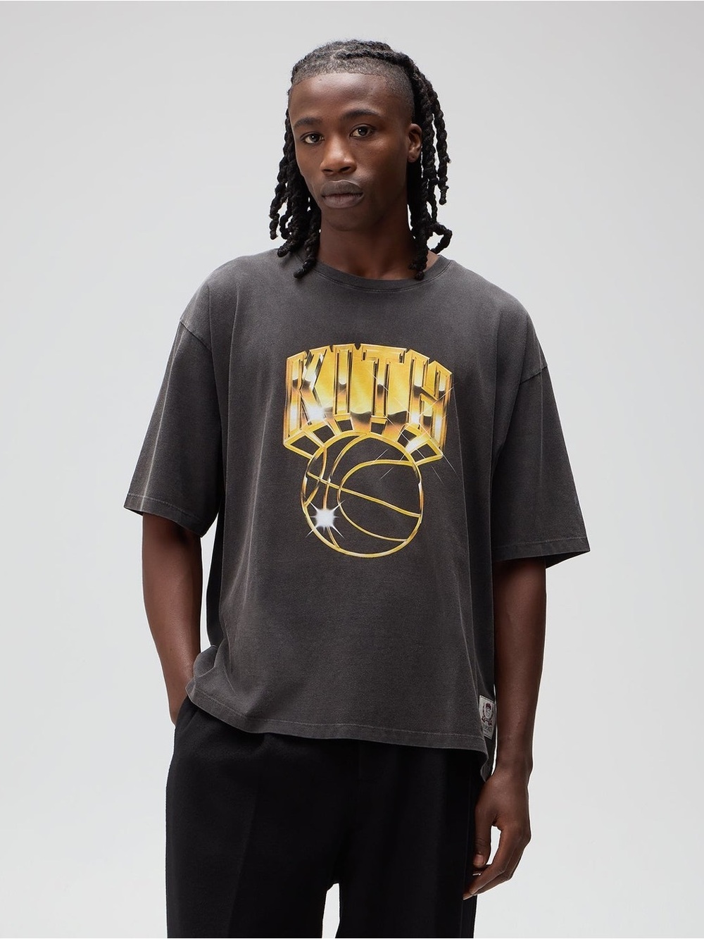 Kith for the New York Knicks Gold Vintage Jones Tee Black Cotton T-Shirt Sz XXL